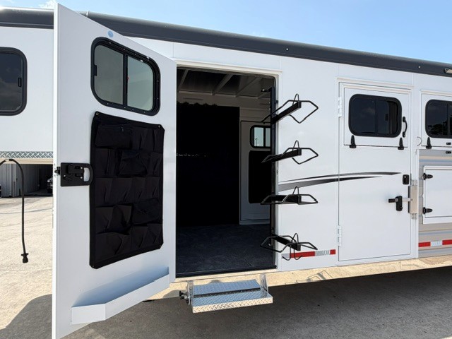 Trailer Photo 6