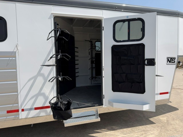 Trailer Photo 19