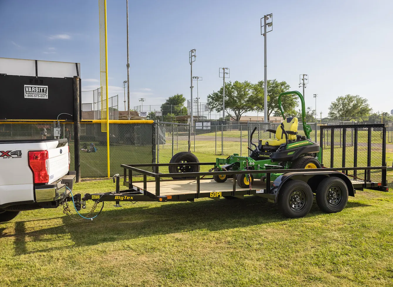You are currently viewing How to Choose the Right Utility Trailer in Willis, TX: The Complete Buyer’s Guide
